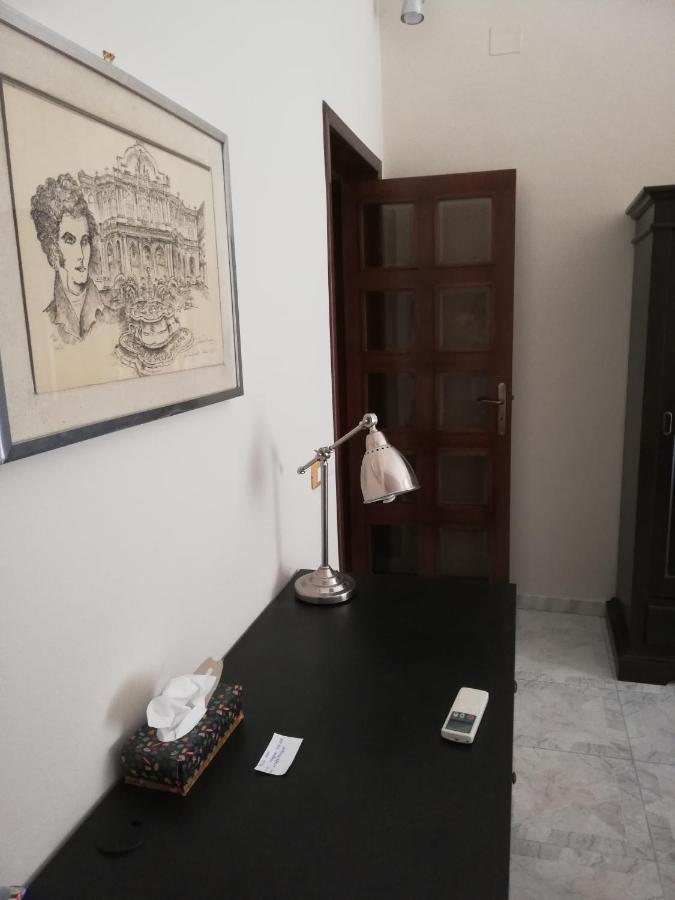Maison d'hôtes Inna's In The History Center